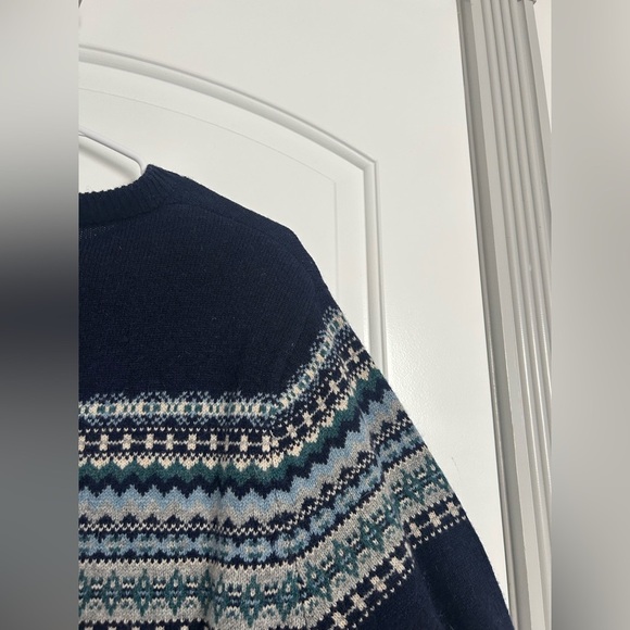 J. Crew 100% Lamb Wool Fairisle Nordic Scandinavian Crewneck Sweater size medium - Picture 11 of 14